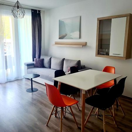 Lelle Riviera Apartamento Balatonlelle Exterior foto